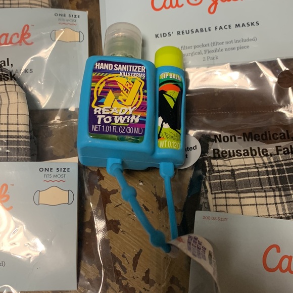 Mask Nerf  sanitizer/lip balm and holder 8 mask - Picture 3 of 5